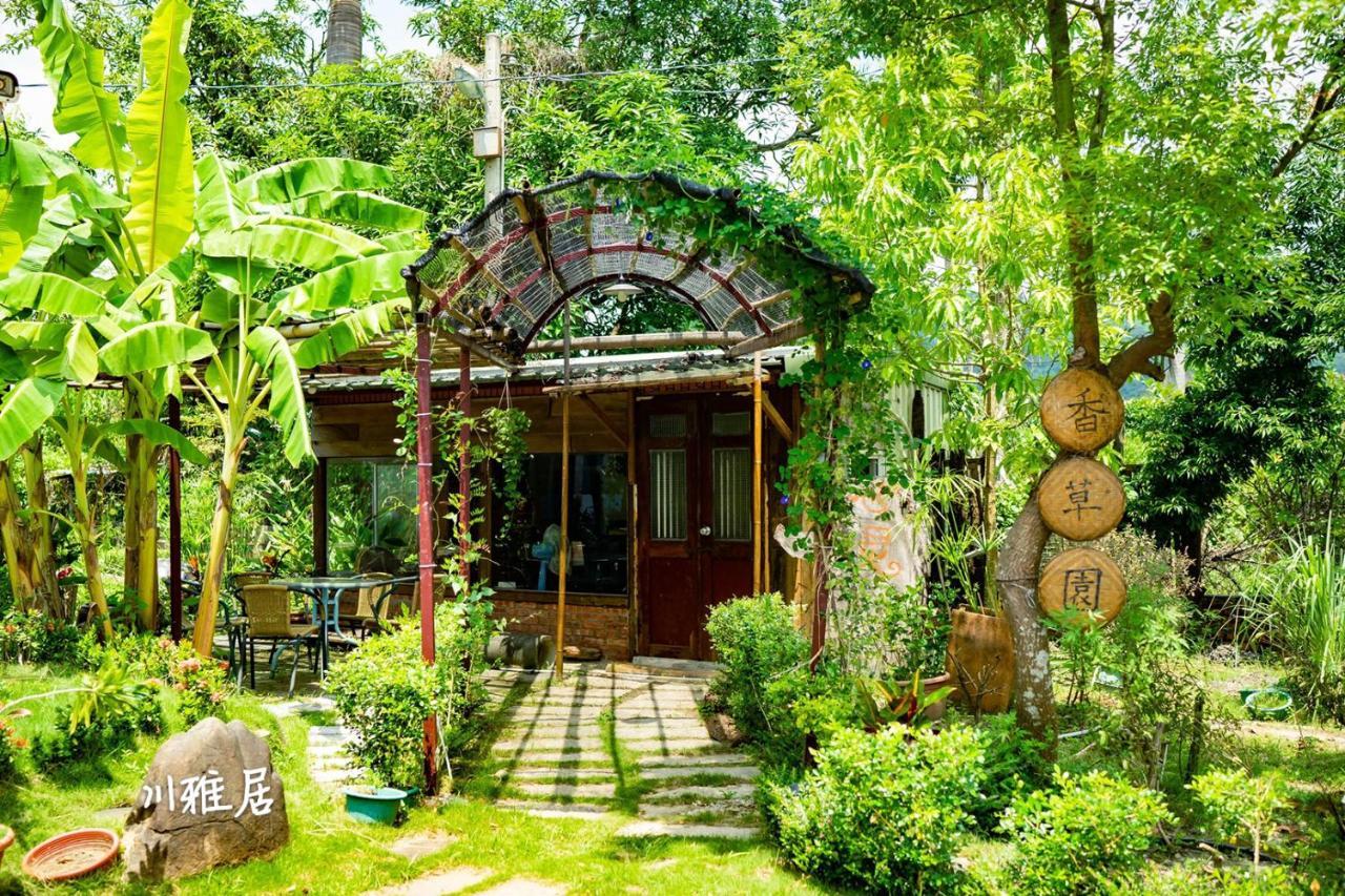 Chuan Ya Ju Homestay Qishan Exterior foto